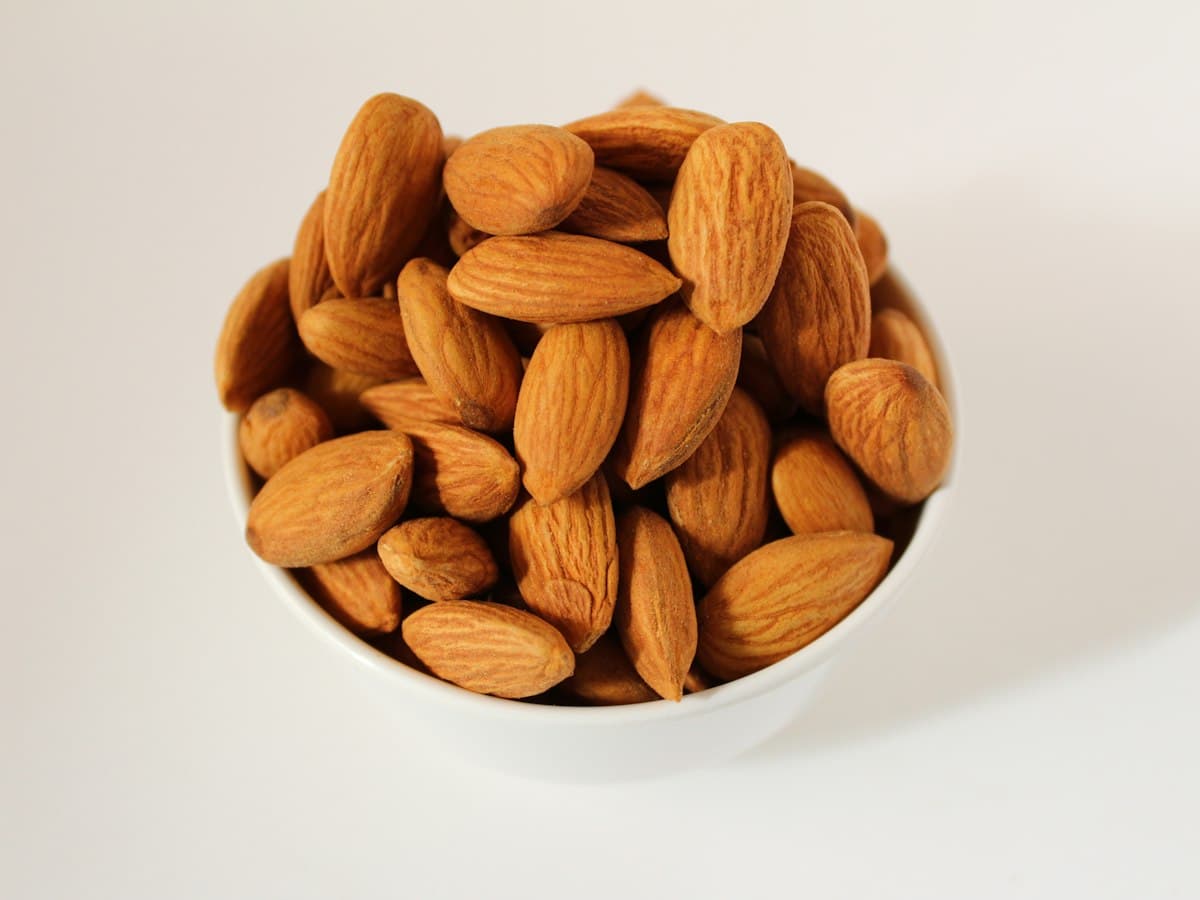 Premium almonds